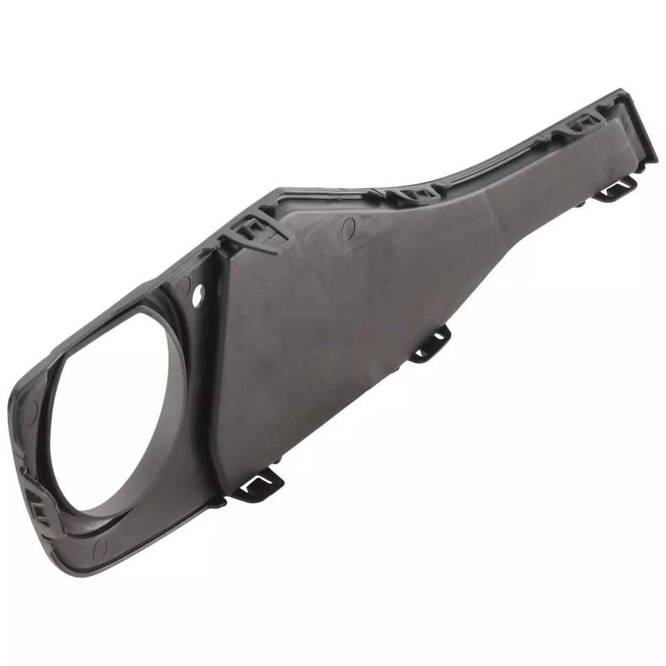 Inserto de parachoques delantero izquierdo 2012 - 2015 BMW 320i BM1038120 51117255365