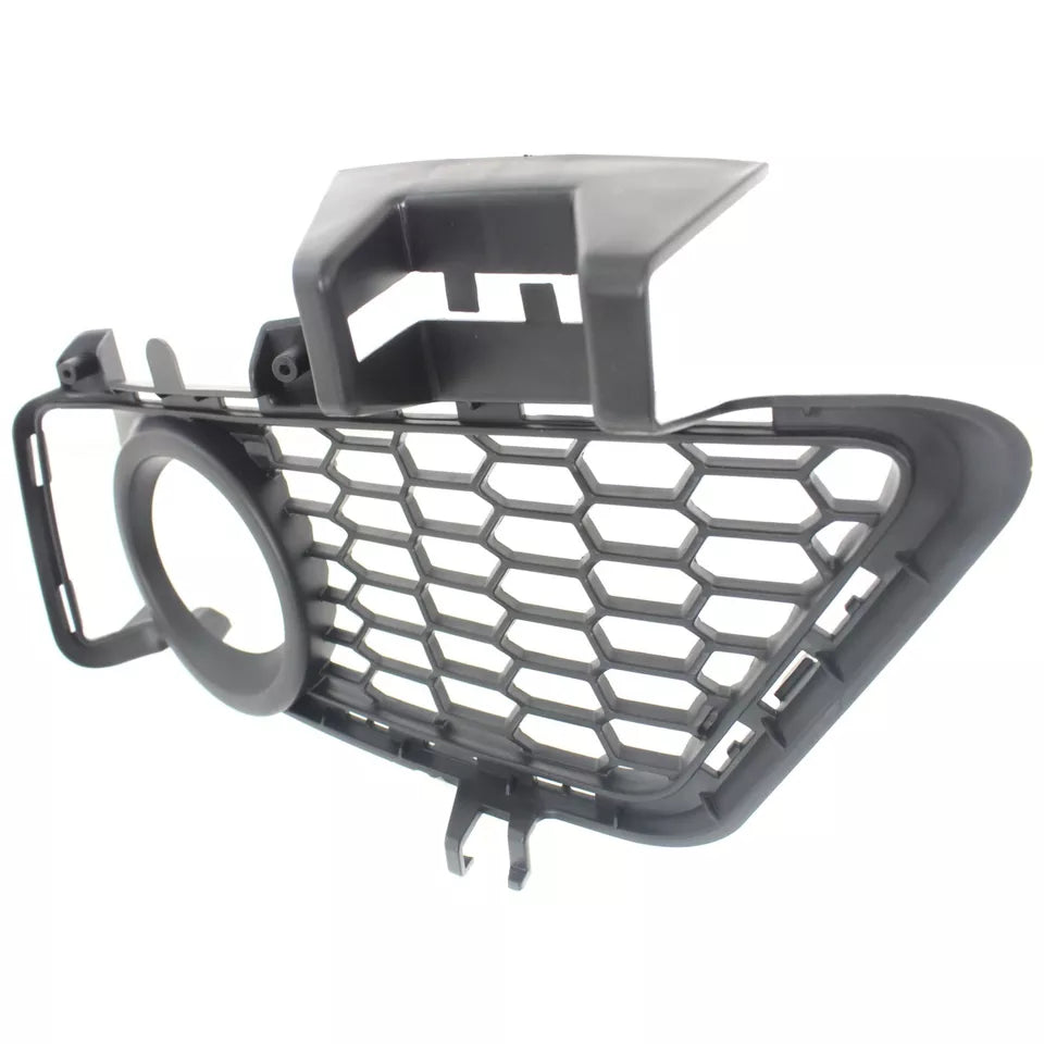 Inserto de parachoques delantero izquierdo 2013 - 2015 BMW 320i BM1038124 51118054155