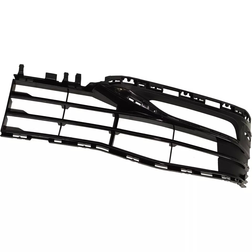 Inserto parachoques delantero izquierdo 2018 - 2020 BMW 530e BM1038195 51117385277