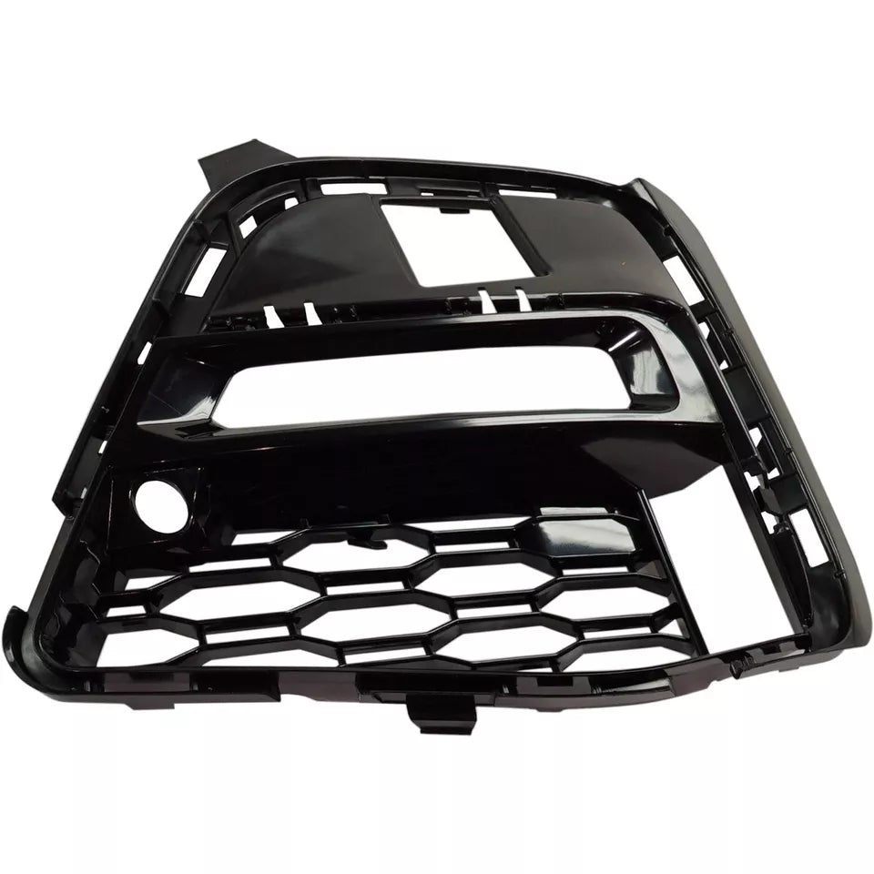 Inserto parachoques delantero izquierdo 2021 - 2022 BMW 330e BM1038211 51118069371