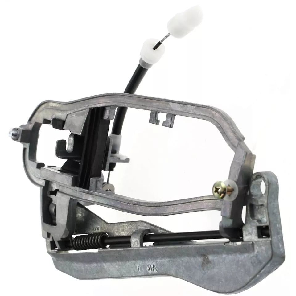 Left Side Front door handle outer 2000 - 2006 BMW X5 BM1310104 51218243615