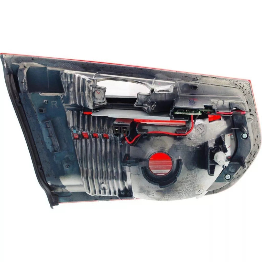Right Side Taillamp assy inner 2012 - 2015 BMW 320i BM2803115 63217372794