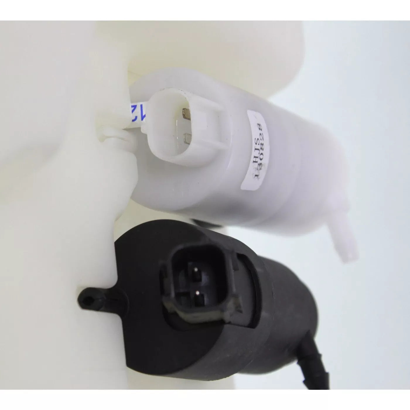 Windshield washer tank assy 2002 - 2004 JEEP GRAND CHEROKEE CH1288167 5069421AA-PFM