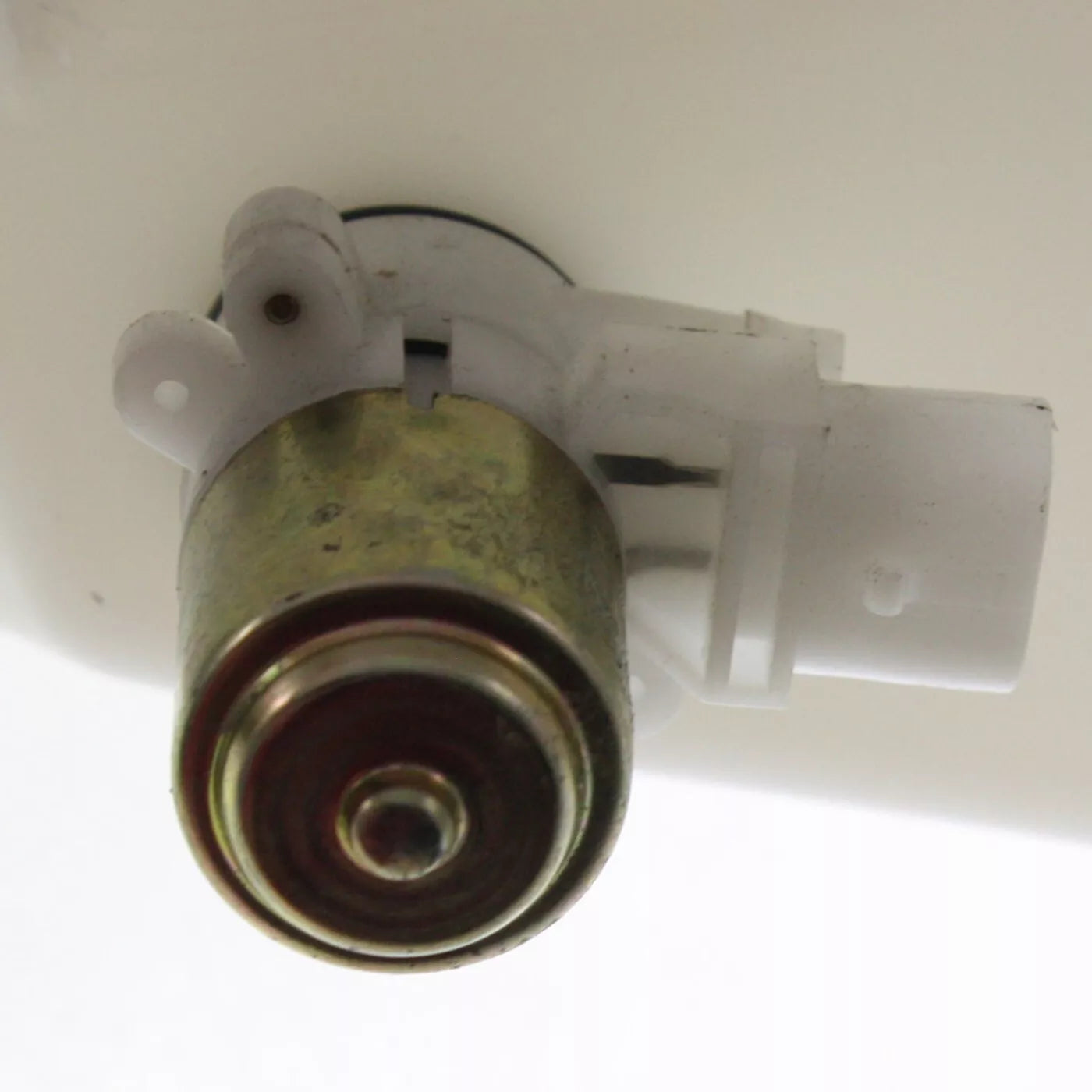 Windshield washer tank assy 1993 - 1994 JEEP GRAND CHEROKEE CH1288186 56005420-PFM