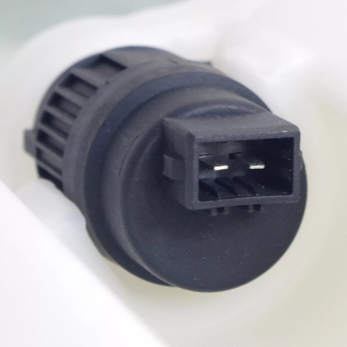 Windshield washer tank assy 2008 - 2011 DODGE DAKOTA CH1288249 68034986AA-PFM