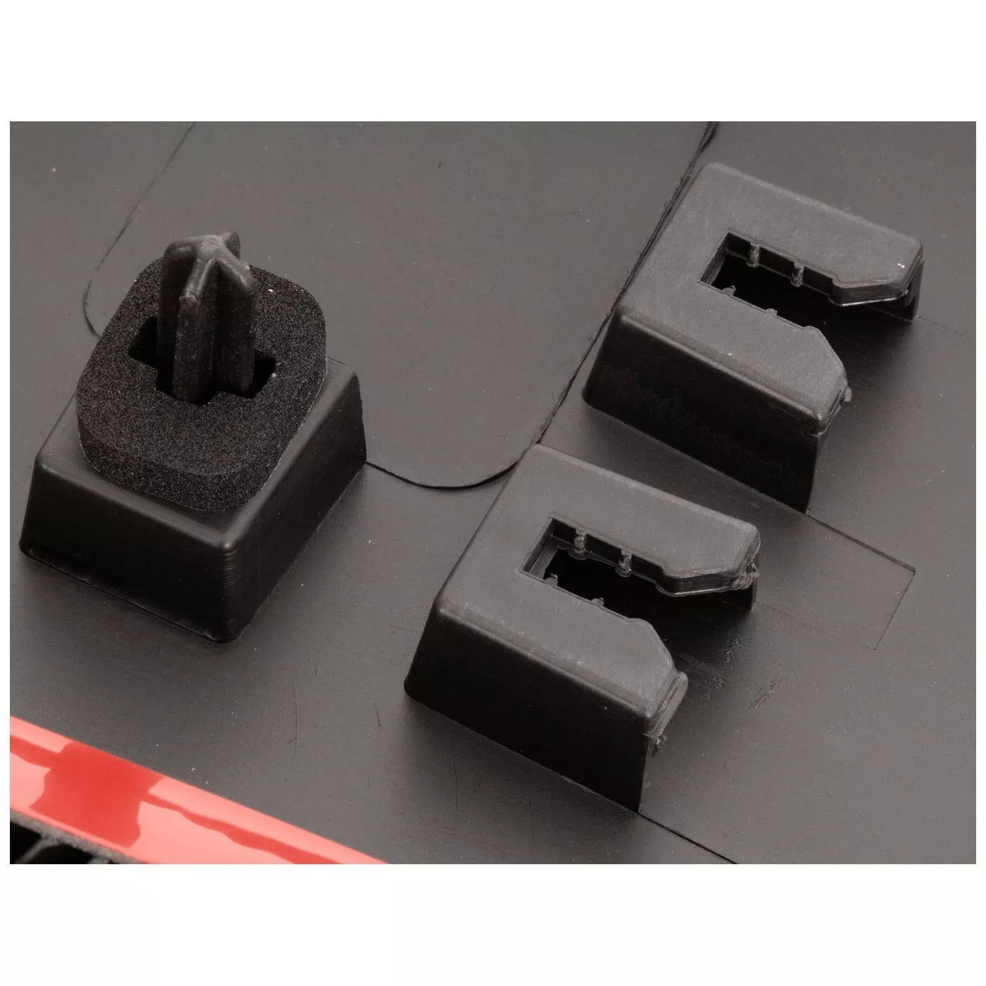 Moldura lateral puerta delantera izquierda 2014 - 2018 JEEP CHEROKEE CH1304111 6VX67RXFAC