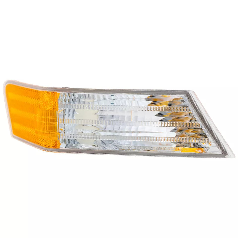 Right Side Parklamp lens/housing 2007 - 2017 JEEP PATRIOT CH2527102 68004180AC