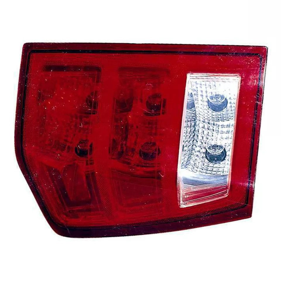 Left Side Taillamp assy 2005 - 2006 JEEP GRAND CHEROKEE CAPA CH2800159C 55156615AG
