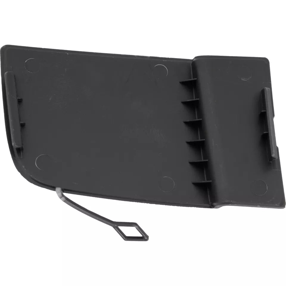 Rear bumper tow hook cover 2015 - 2020 GMC YUKON GM1129113 23142972