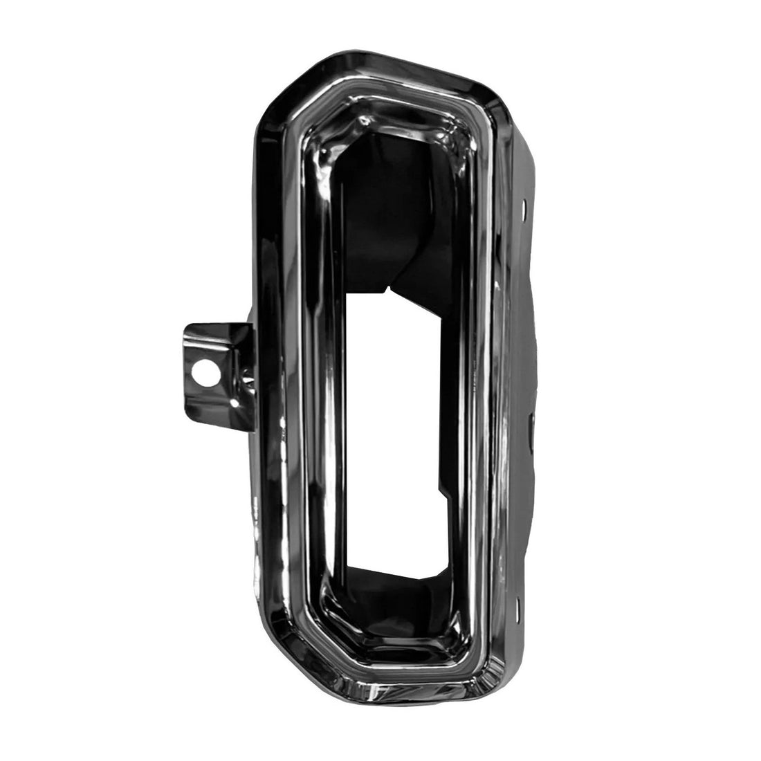 Left Side Rear bumper insert 2019 - 2023 CHEVROLET SILVERADO 1500 GM1138106 84434641