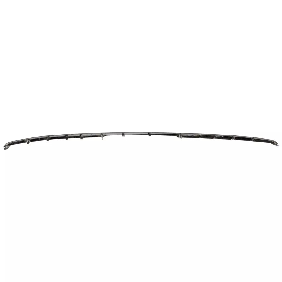 Rear bumper molding 2021 - 2024 CHEVROLET TAHOE GM1144131 84371055