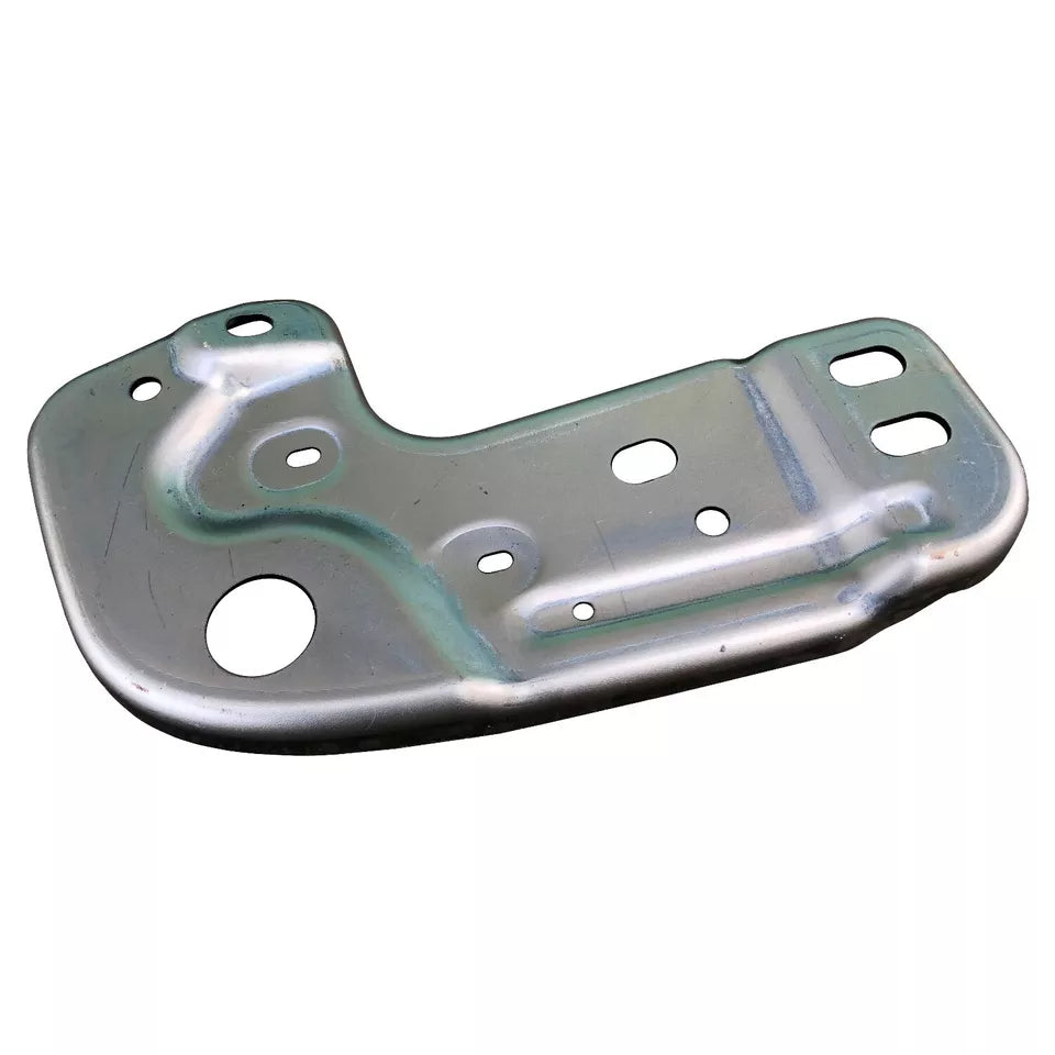 Left Side Rear bumper support bracket 2015 - 2022 CHEVROLET COLORADO CAPA GM1162110C 23124072