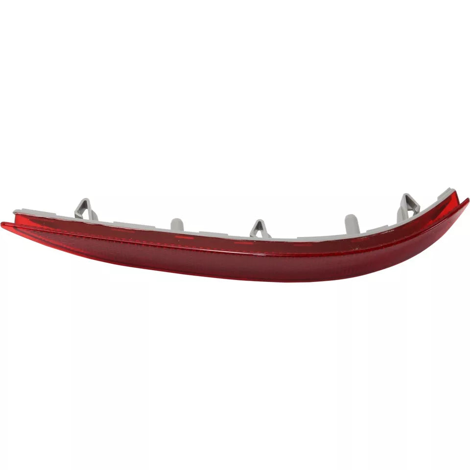 Right Side Rear bumper reflector 2018 - 2023 CHEVROLET EQUINOX CAPA GM1185117C 84306359