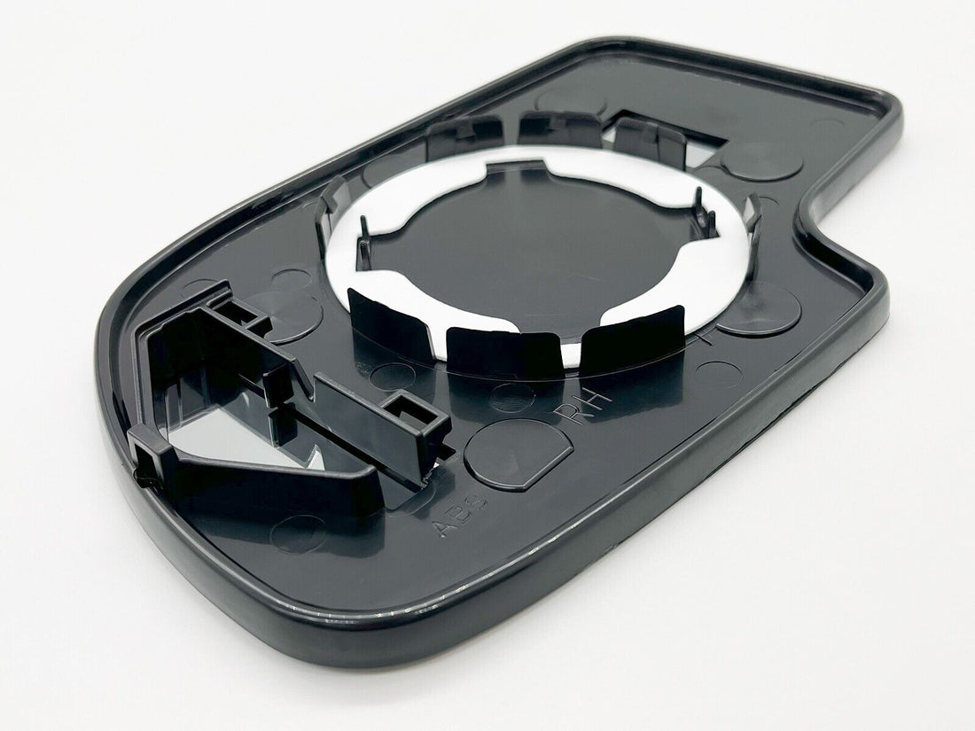 Right Side Mirror Glass 1999 - 2002 Chevrolet Silverado 1500 GM1325105 12477844