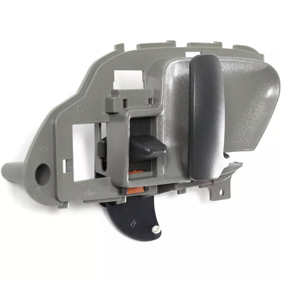 Right Side Front or Rear door handle inside 1999 - 1999 CHEVROLET C1500 GM1353101 15708044