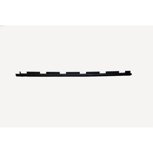 Right Side Front door weatherstrip 1988 - 2002 CADILLAC ESCALADE GM1391151 15991405