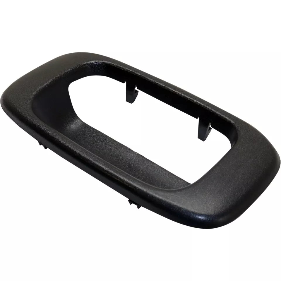 Rear gate handle bezel 1999 - 2006 CHEVROLET SILVERADO 1500 GM1916102 15228539