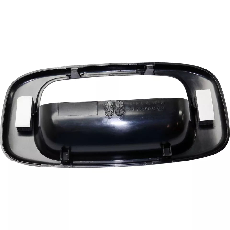 Rear gate handle bezel 1999 - 2006 CHEVROLET SILVERADO 1500 GM1916102 15228539