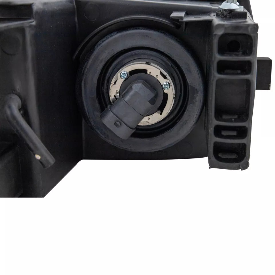 Left Side Headlamp assy composite 2000 - 2005 BUICK LESABRE GM2502209 25769601-PFM