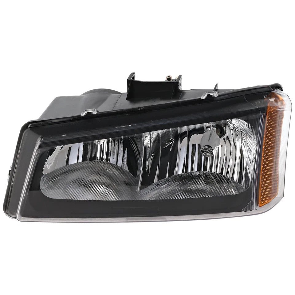Left Side Headlamp assy composite 2005 - 2006 CHEVROLET AVALANCHE 1500 CAPA GM2502257C 10396913