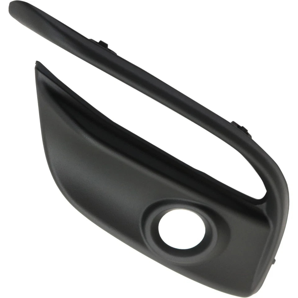 Inserto parachoques delantero izquierdo 2017 - 2018 MAZDA 3 MA1038135 BAJC50C21A