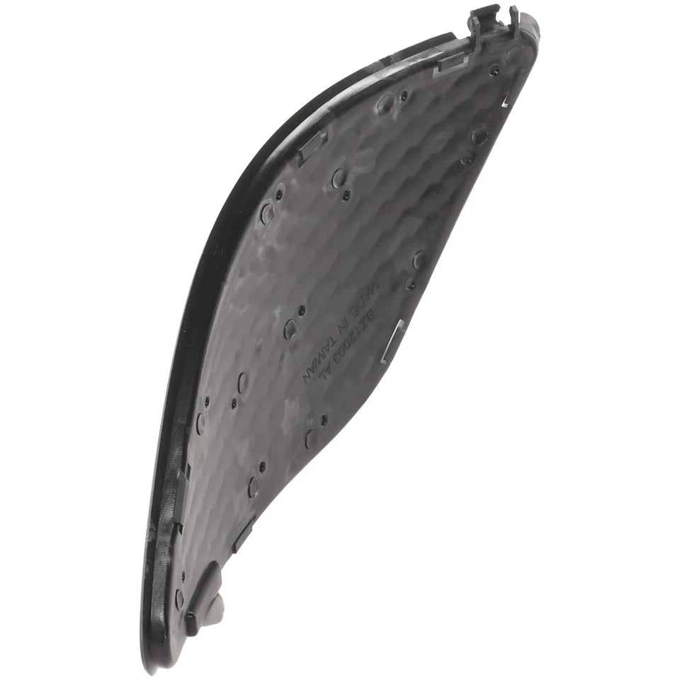 Inserto parachoques delantero izquierdo 2014 - 2016 MERCEDES-BENZ CLA250 MB1038235 1178850322