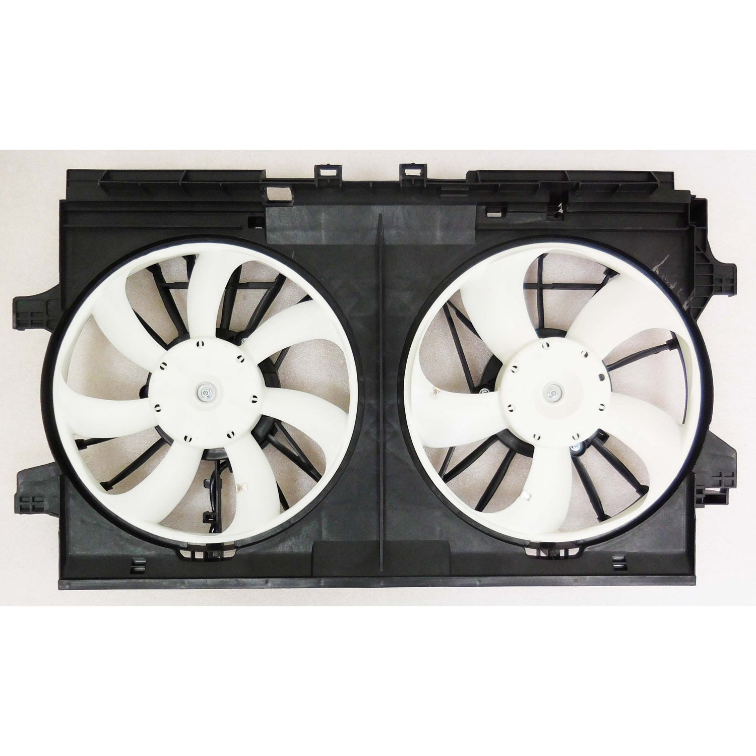 Radiator cooling fan assy 2017 - 2023 SUBARU IMPREZA SU3115135 45122FL00A-PFM