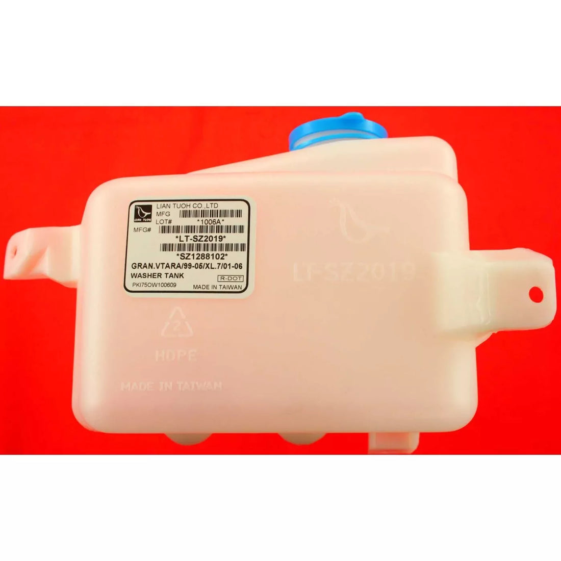 Windshield washer tank assy 1999 - 2003 SUZUKI GRAND VITARA SZ1288102 3845065D00-PFM