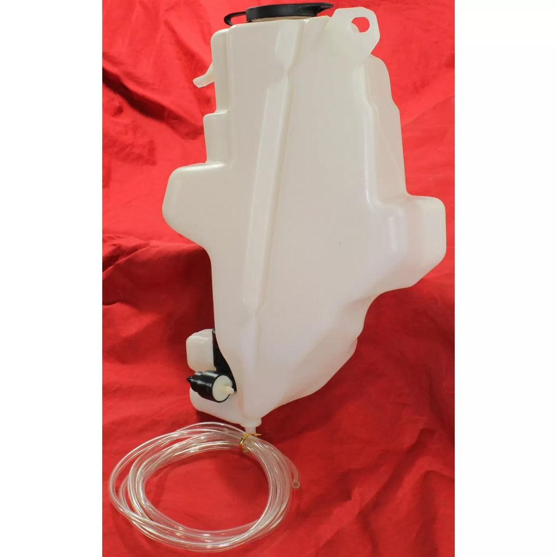 Windshield washer tank assy 2007 - 2009 SUZUKI XL-7 SZ1288109 3845078J01-PFM