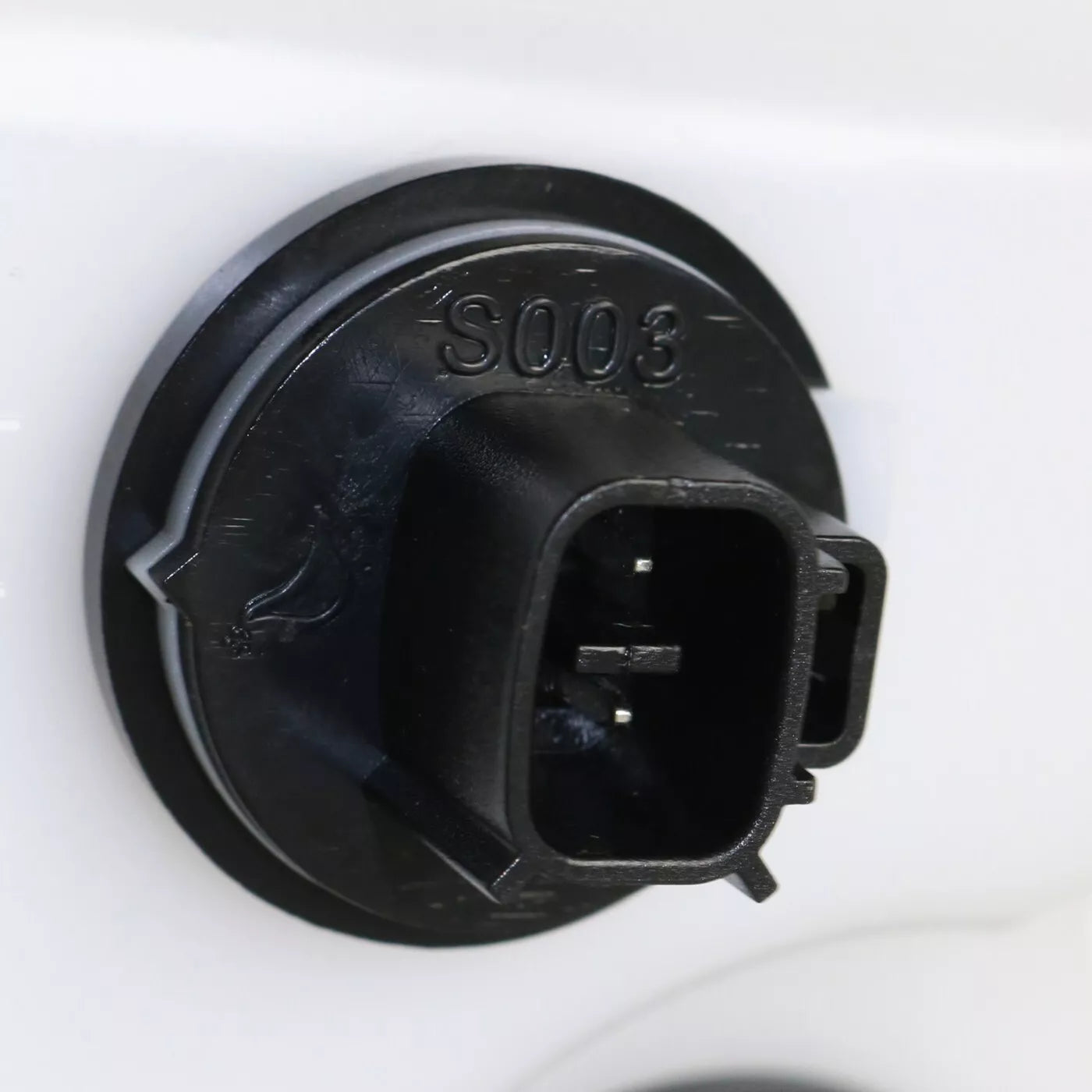 Windshield washer tank assy 2008 - 2022 TOYOTA SEQUOIA TO1288194 853150C080-PFM