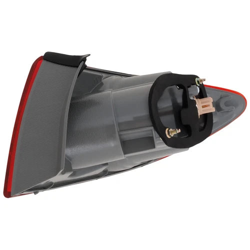 Right Side Taillamp assy 2003 - 2005 MAZDA 6 MA2801118 GK2A51150C