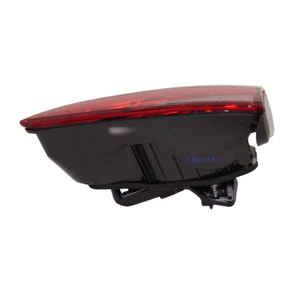 Right Side Taillamp assy inner 2015 - 2019 VOLKSWAGEN GOLF VW2803116 5G0945094AE