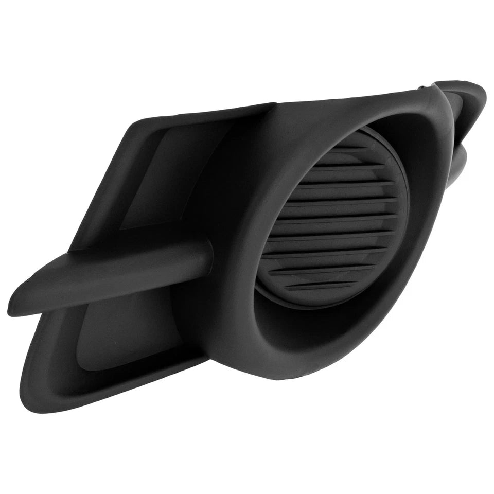 Inserto parachoques delantero izquierdo 2009 - 2012 MITSUBISHI GALANT MI1038125 8321A173