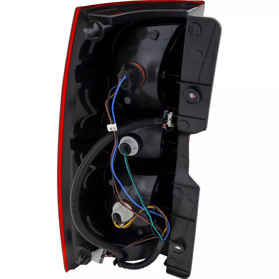 Right Side Taillamp assy 2007 - 2014 CHEVROLET SUBURBAN 1500 GM2801196 22837924