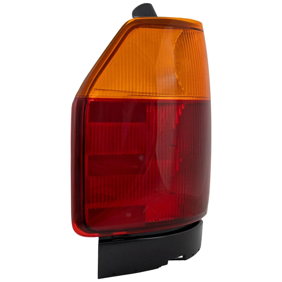 Left Side Taillamp assy 2002 - 2009 GMC ENVOY GM2800157 15131576