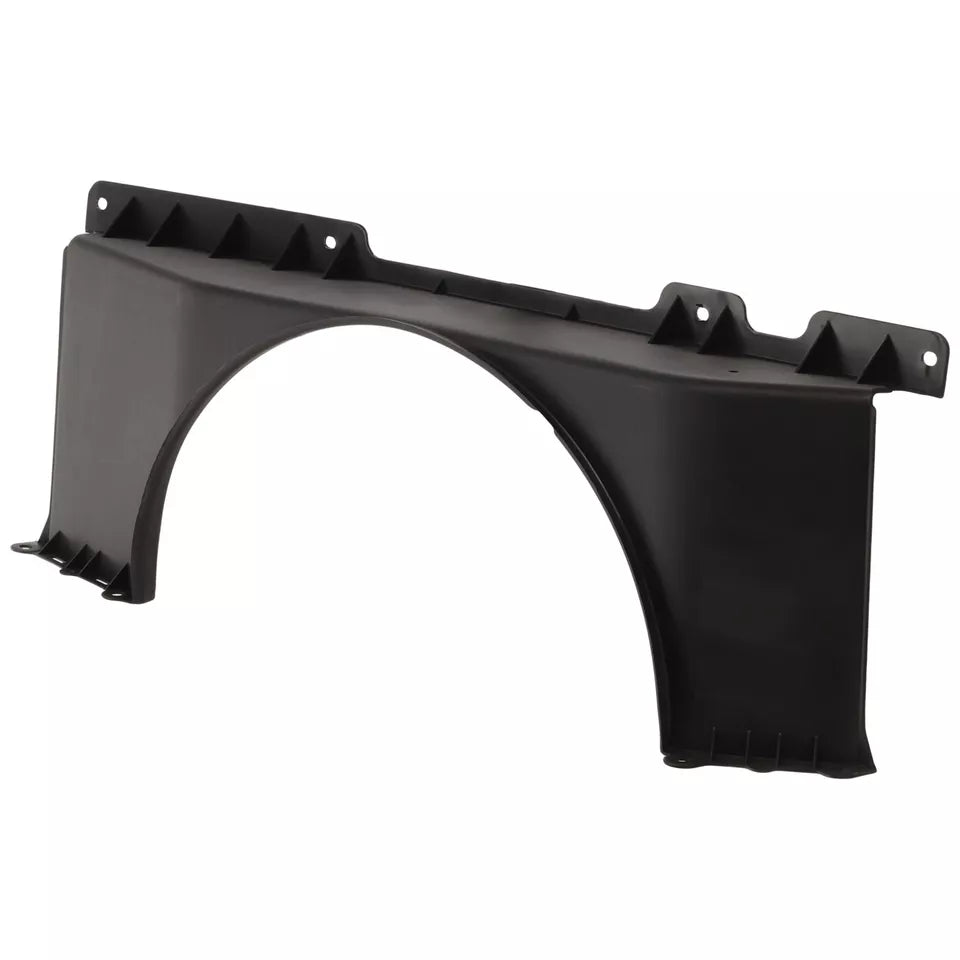Radiator fan shroud 2001 - 2005 CHEVROLET SILVERADO 1500  GM3110140 15088324