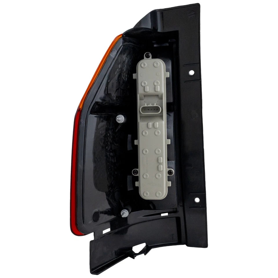 Right Side Taillamp assy 2002 - 2009 GMC ENVOY GM2801157 15131577