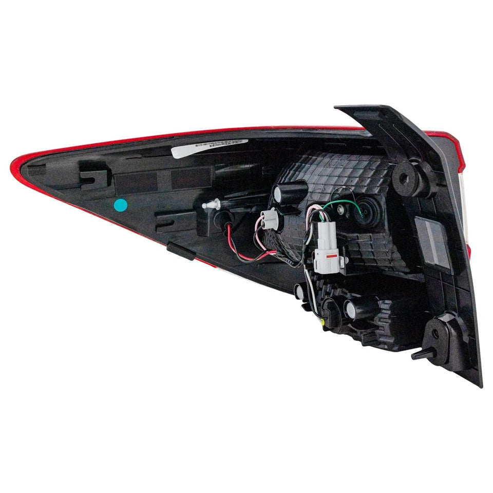 Right Side Taillamp assy outer 2017 - 2019 SUBARU IMPREZA SU2805109 84201FL02A