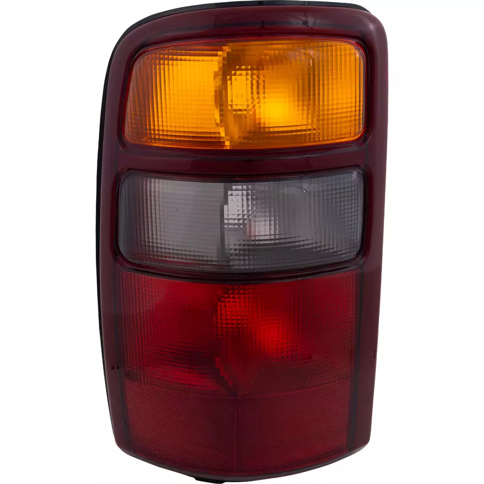 Left Side Taillamp assy 2000 - 2003 CHEVROLET SUBURBAN 1500 GM2800143 15224279