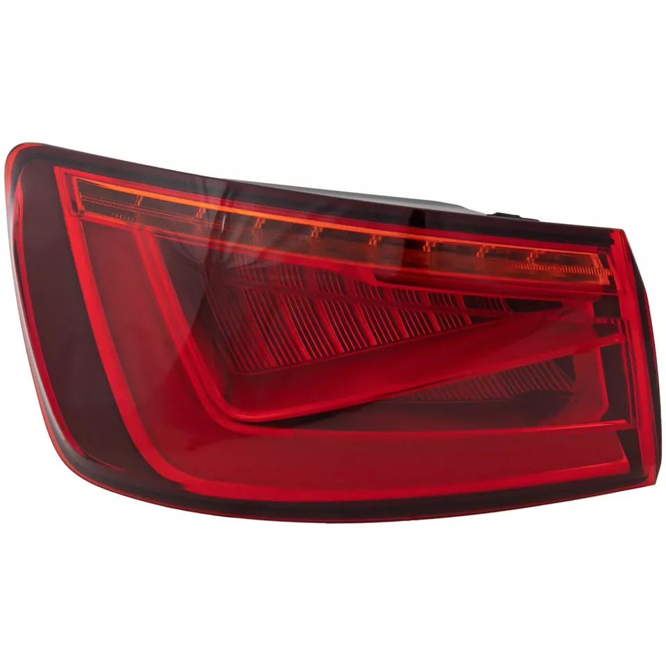 Conjunto de luz trasera izquierda exterior 2015 - 2016 AUDI A3 AU2804120 8V5945095C