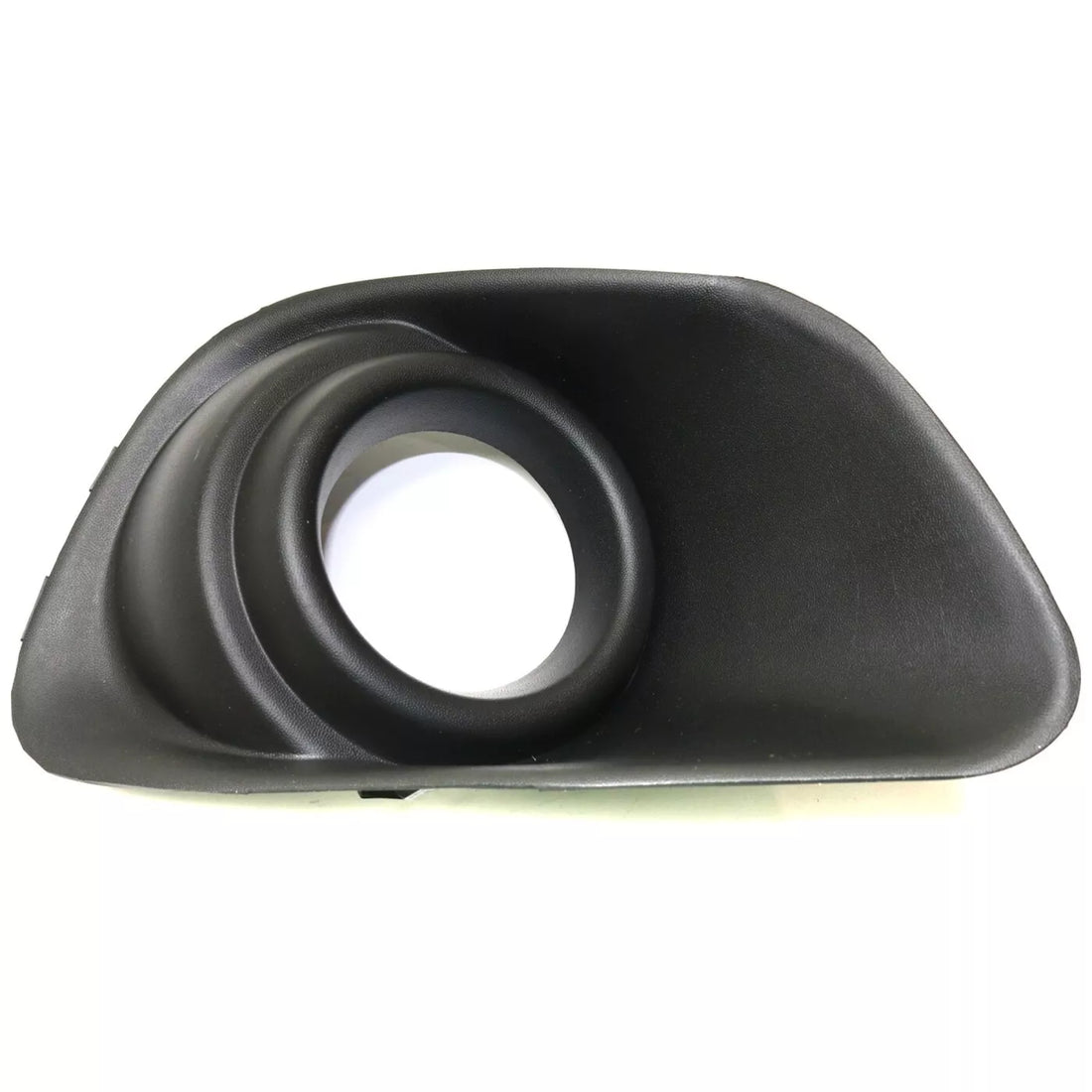 Left Side Front bumper insert 2011 - 2016 JEEP COMPASS CH1038149 68109871AA