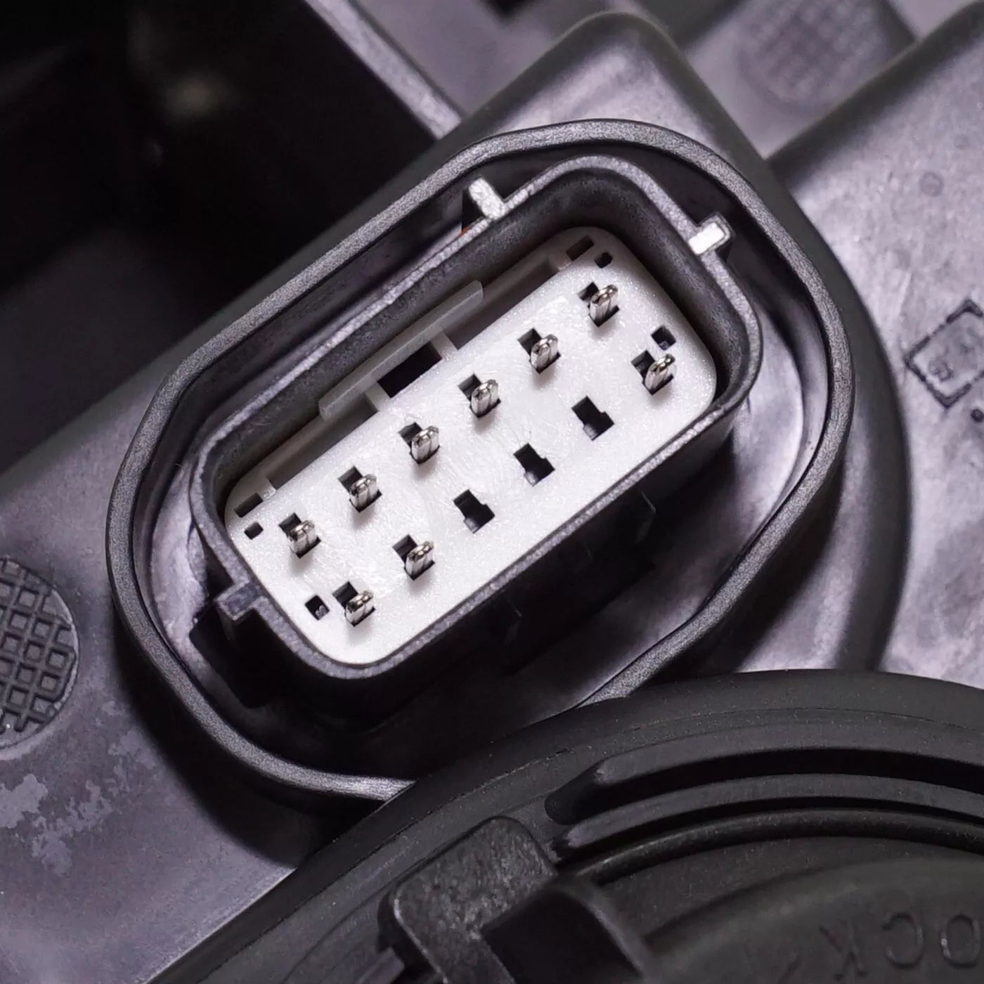 Left Side Headlamp assy composite 2018 - 2022 CHRYSLER 300 CAPA CH2502322C 68402947AA