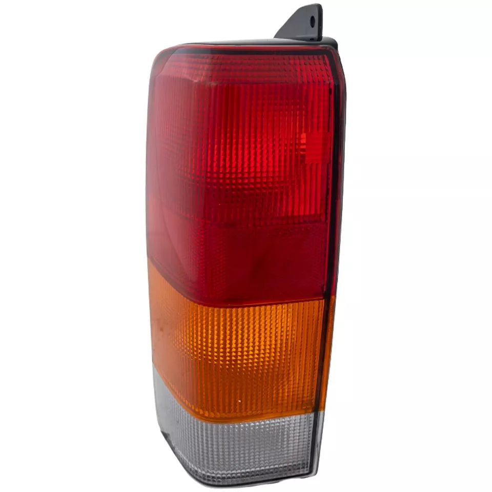 Right Side Taillamp assy 1997 - 2001 JEEP CHEROKEE  CH2801128 4897398AA