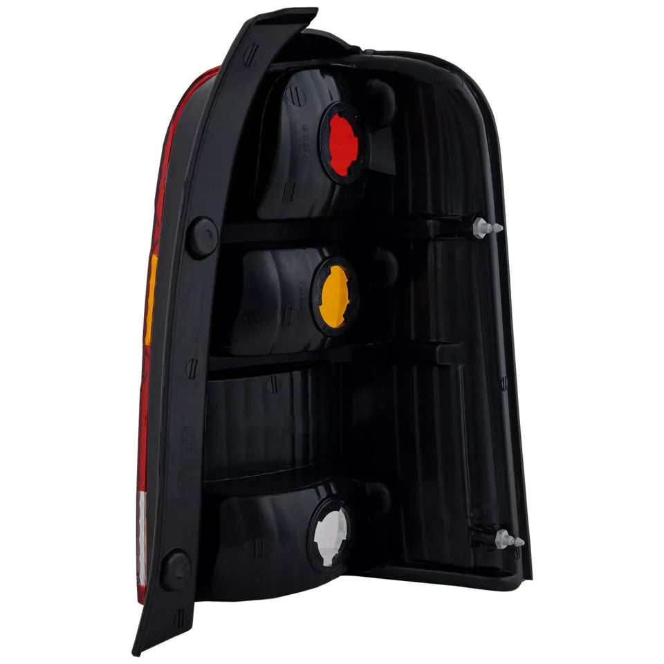 Left Side Taillamp lens/housing 2001 - 2007 FORD ESCAPE  FO2818102 6L8Z13405DA