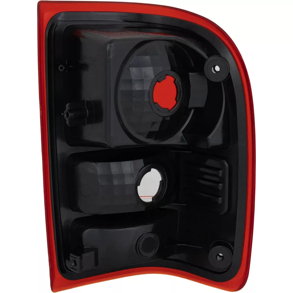 Left Side Taillamp lens/housing 2006 - 2011 FORD RANGER  FO2818121 6L5Z13405AA