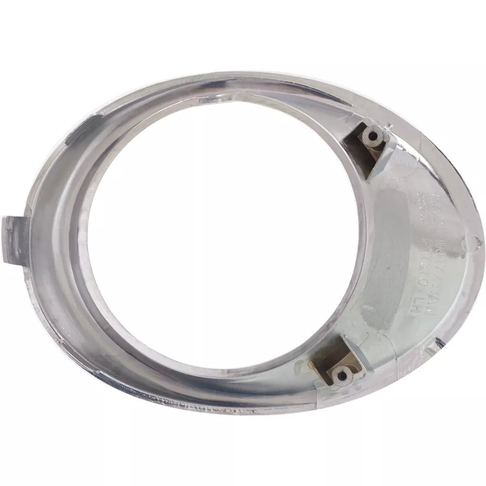 Inserto de parachoques delantero izquierdo 2012 - 2016 CHEVROLET SONIC GM1038139 95231072