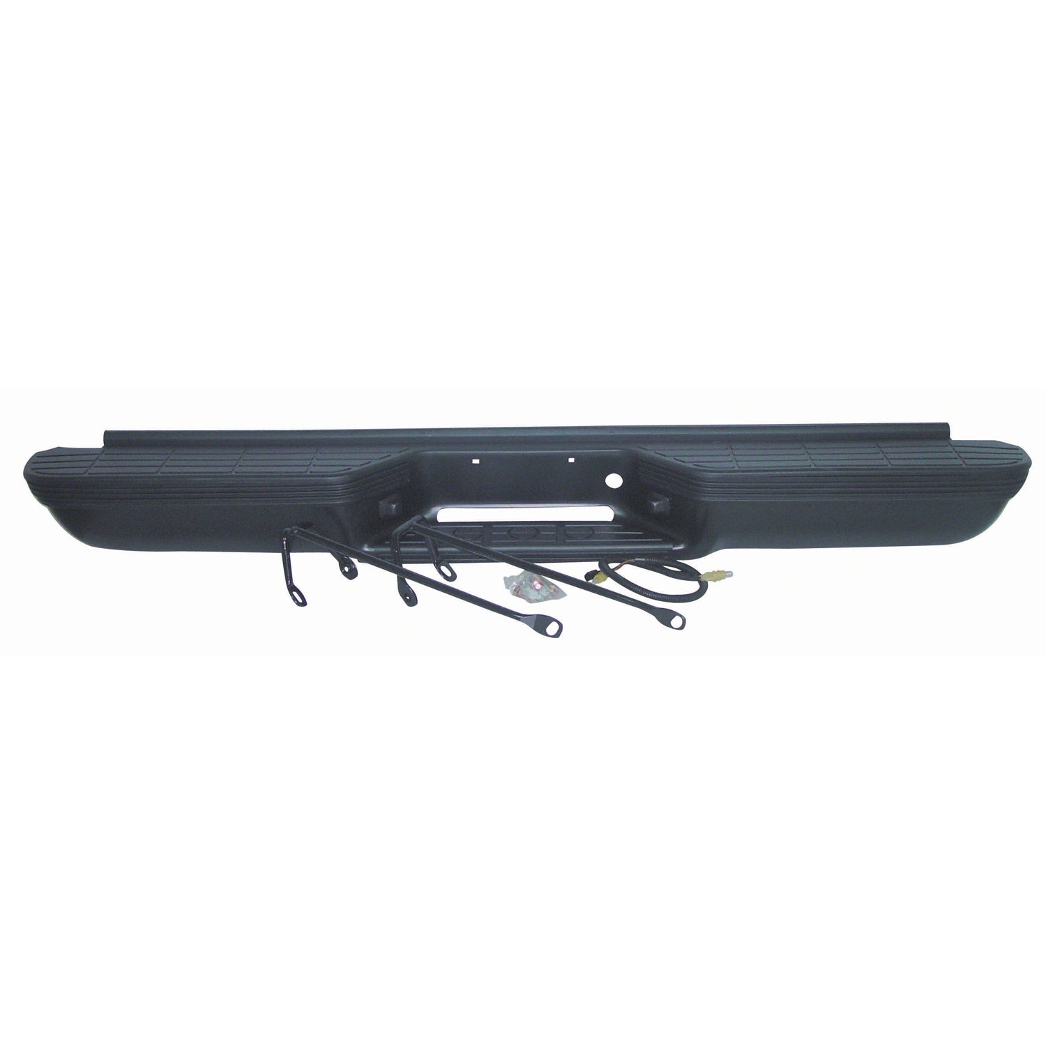 Rear bumper assembly 1992 - 1994 CHEVROLET BLAZER  GM1101114 GM1100114