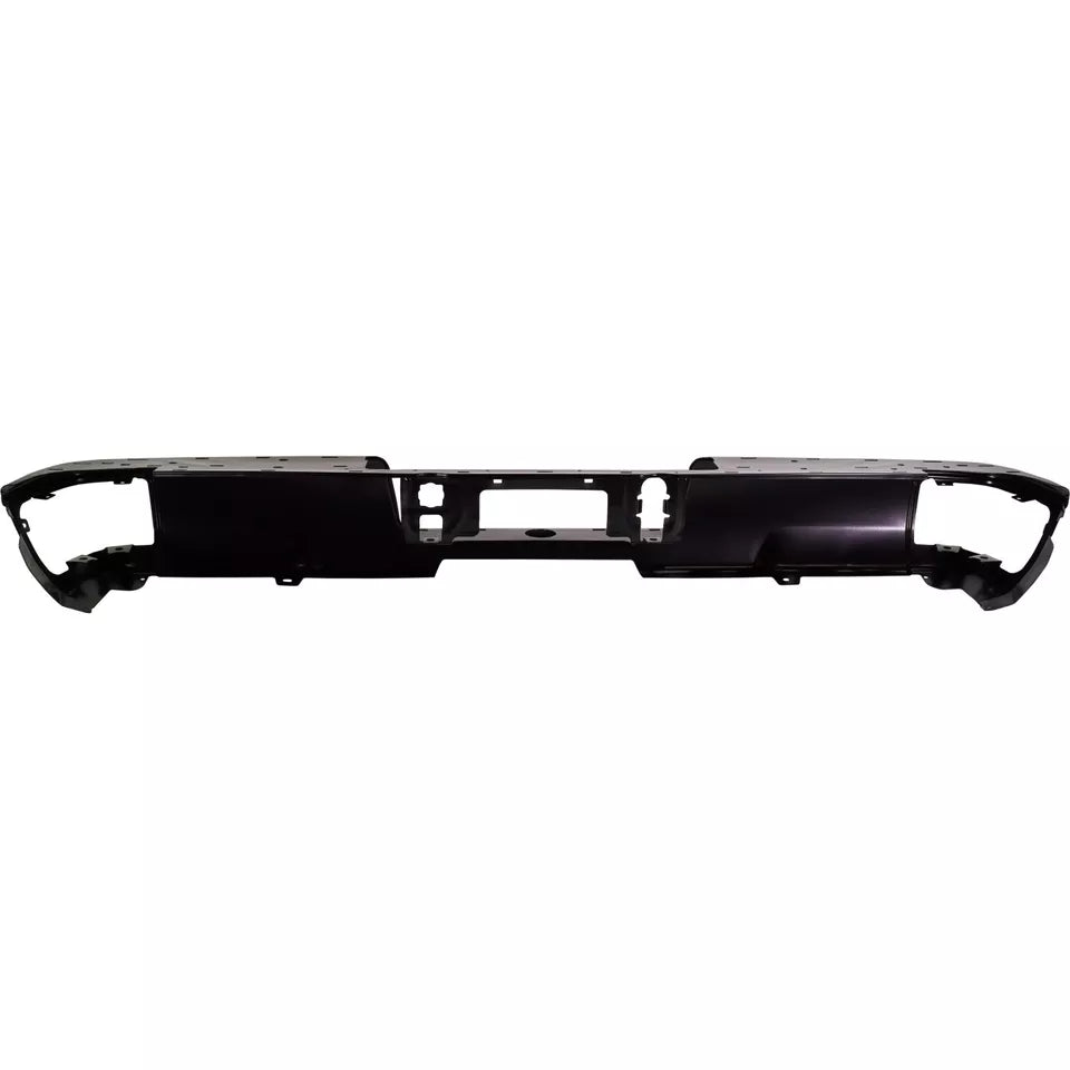 Barra frontal de parachoques trasero 2014 - 2018 CHEVROLET SILVERADO 1500 GM1102565 23108140