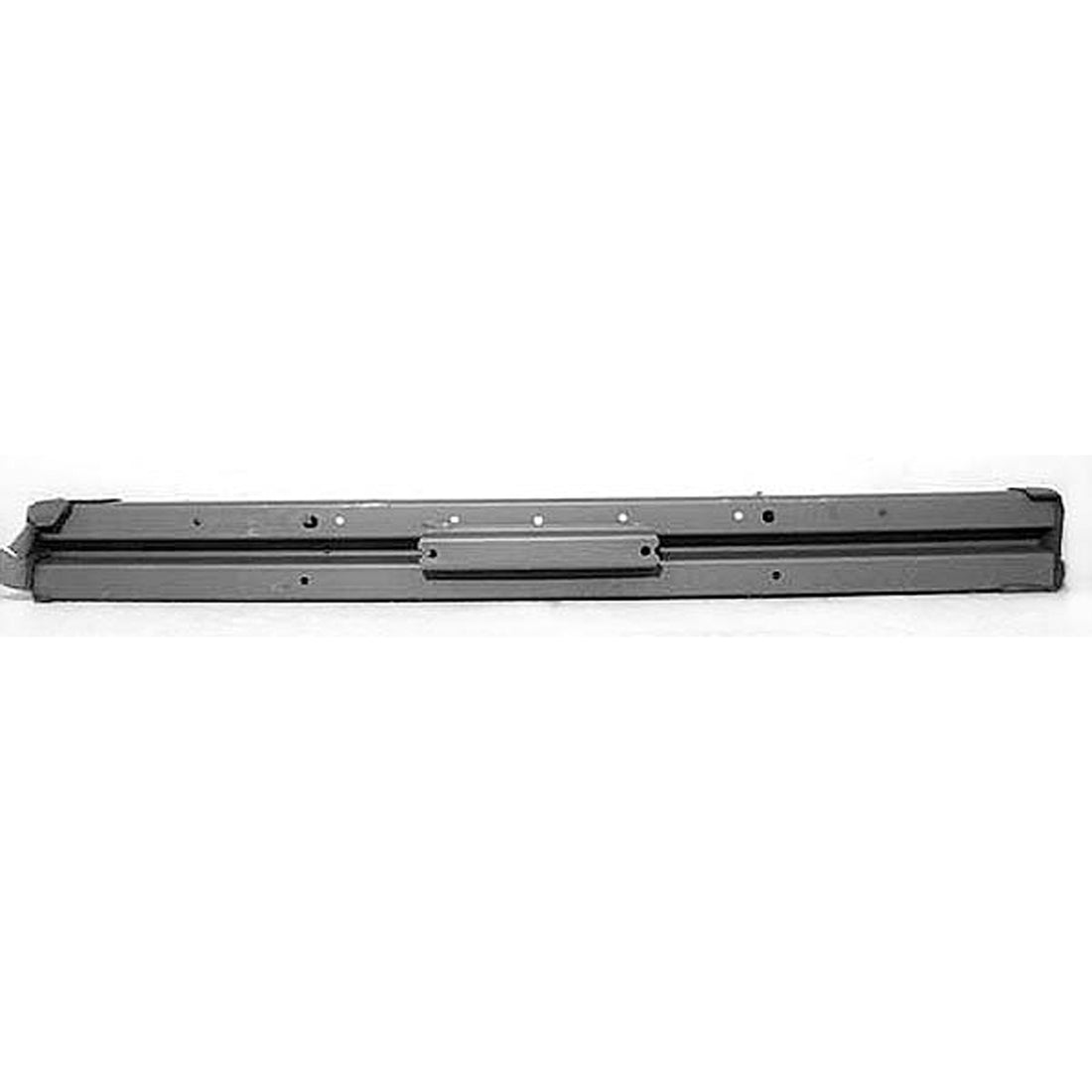 Rear bumper reinforcement 2000 - 2005 CHEVROLET MONTE CARLO  GM1106550 10373653