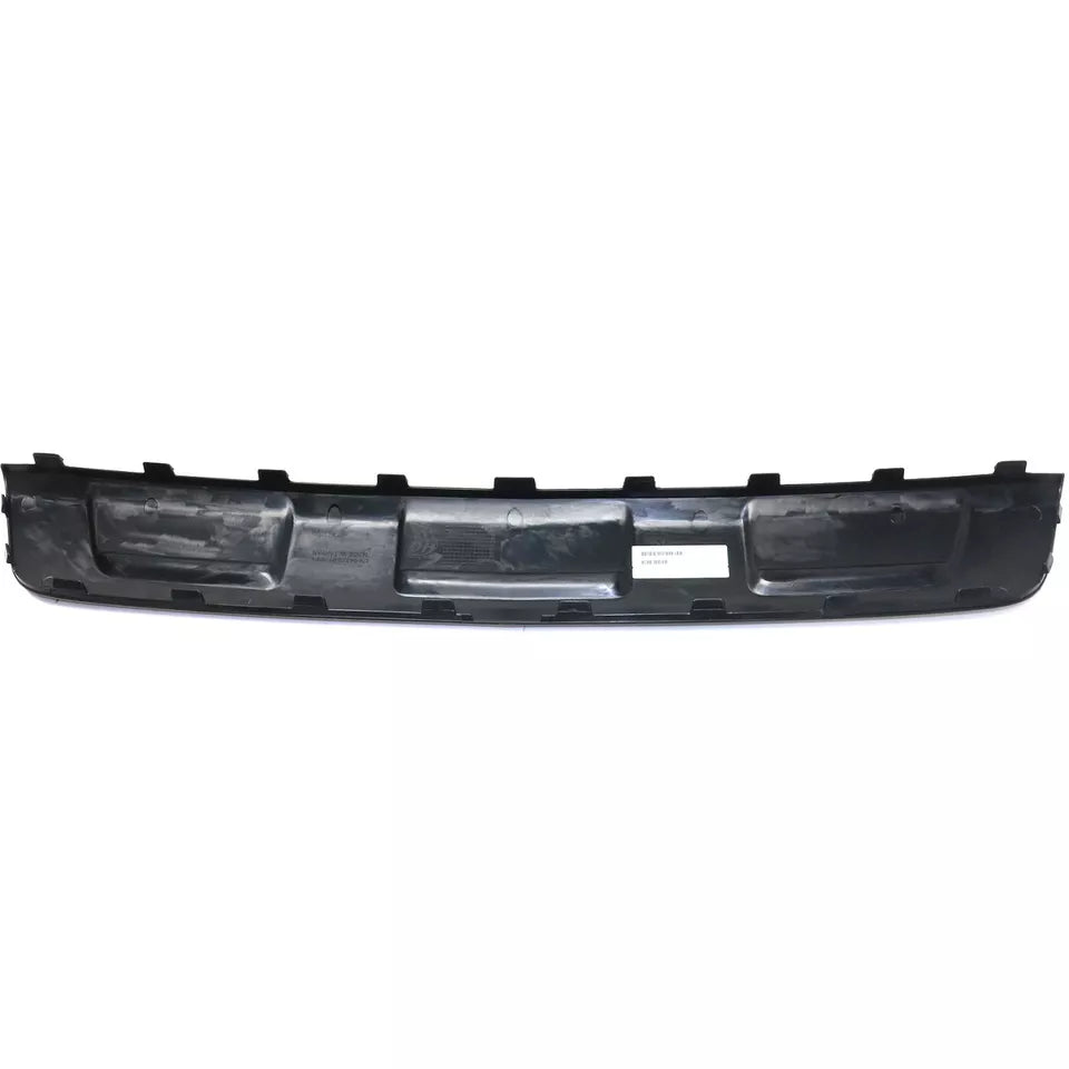 Rear bumper molding 2013 - 2016 CHEVROLET TRAX  GM1144117 95235049